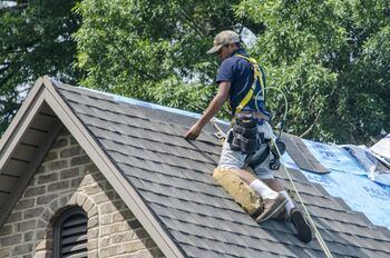 Shingle Roofing in Mar Vista, California