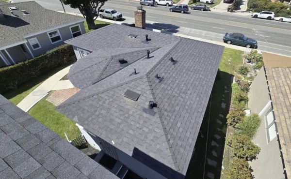 Roof Installation in Los Angeles, CA (1)