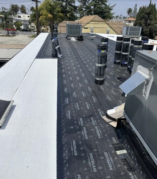 Flat Roof Installation in Glendale, CA (1)