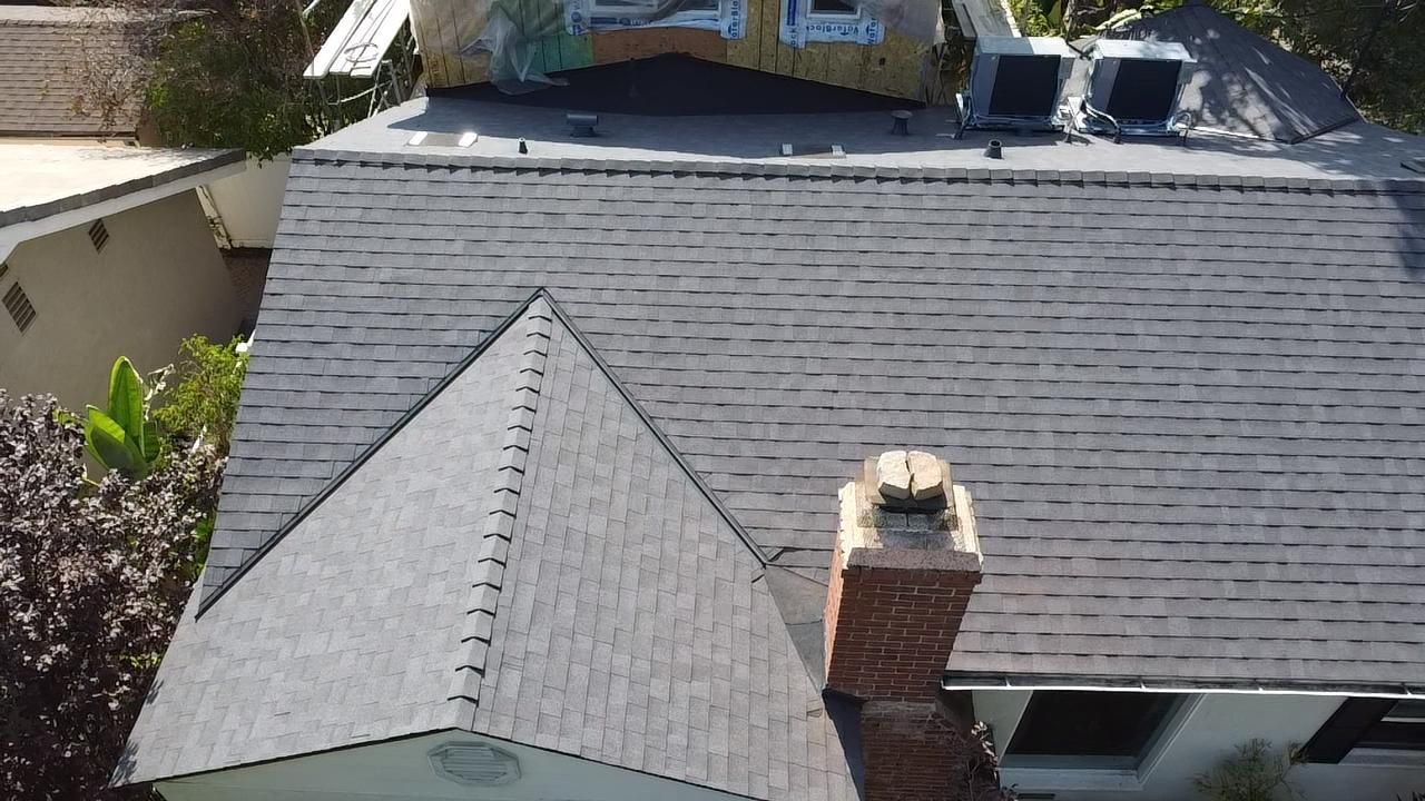 Why It’s Easier to Sell Construction Than Roofing (And Why That’s a Costly Mistake)
